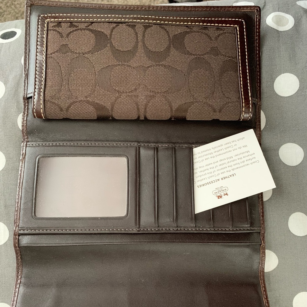 Coach Wallet - Picture 2 of 3